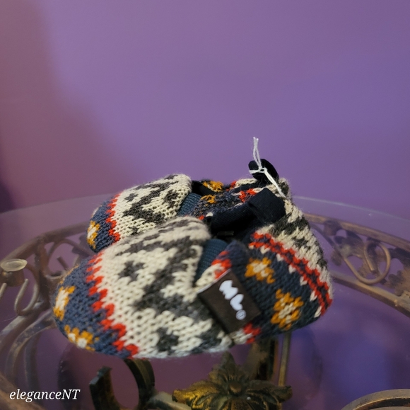 Muk Luks Other - Muk Luks Blue Multi Color infant Slippers Sz: 6-9 months NWT